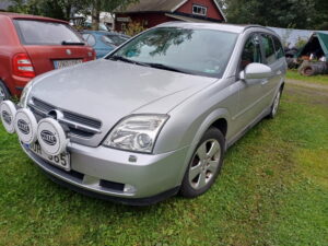 Opel Vectra Caravan 2.2 Direct