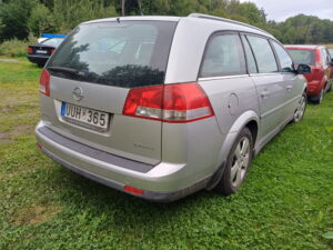 Opel Vectra Caravan 2.2 Direct - Bild 2